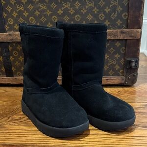 UGG Waterproof Black Suede Boot Vibram Sole